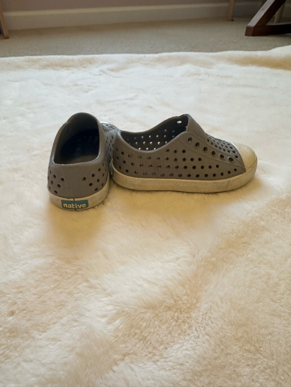 Native Kids Water Shoes in Gray with Cream Toe